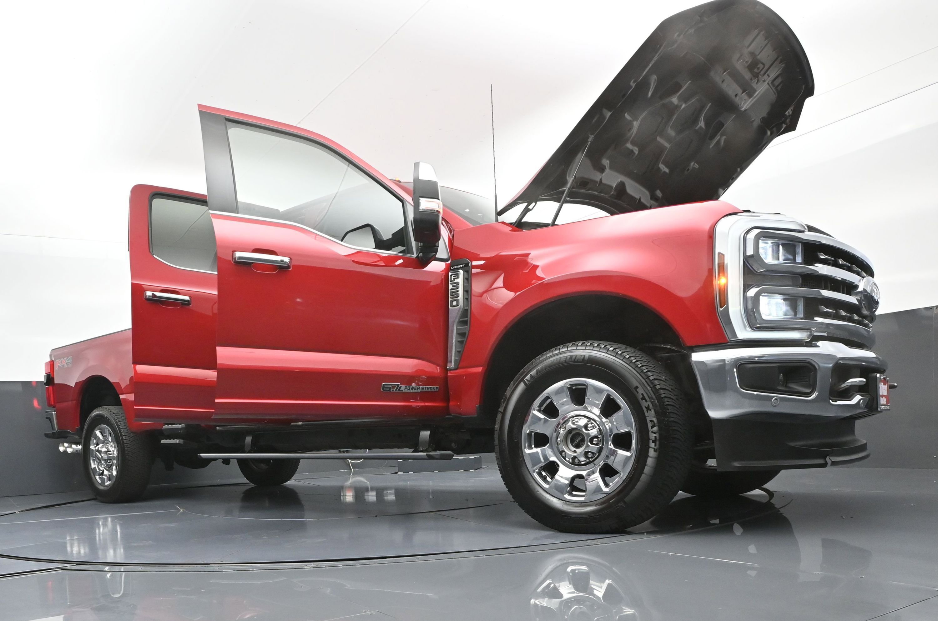 Used 2024 Ford F350 Lariat w/ Lariat Ultimate Package image 43