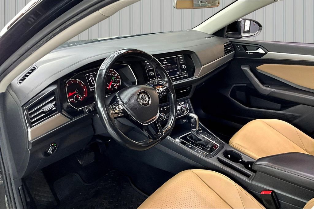 Used 2019 Volkswagen Jetta SE image 16