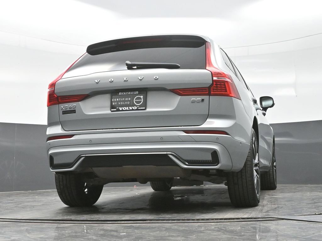 Used 2025 Volvo XC60 B5 Plus image 19