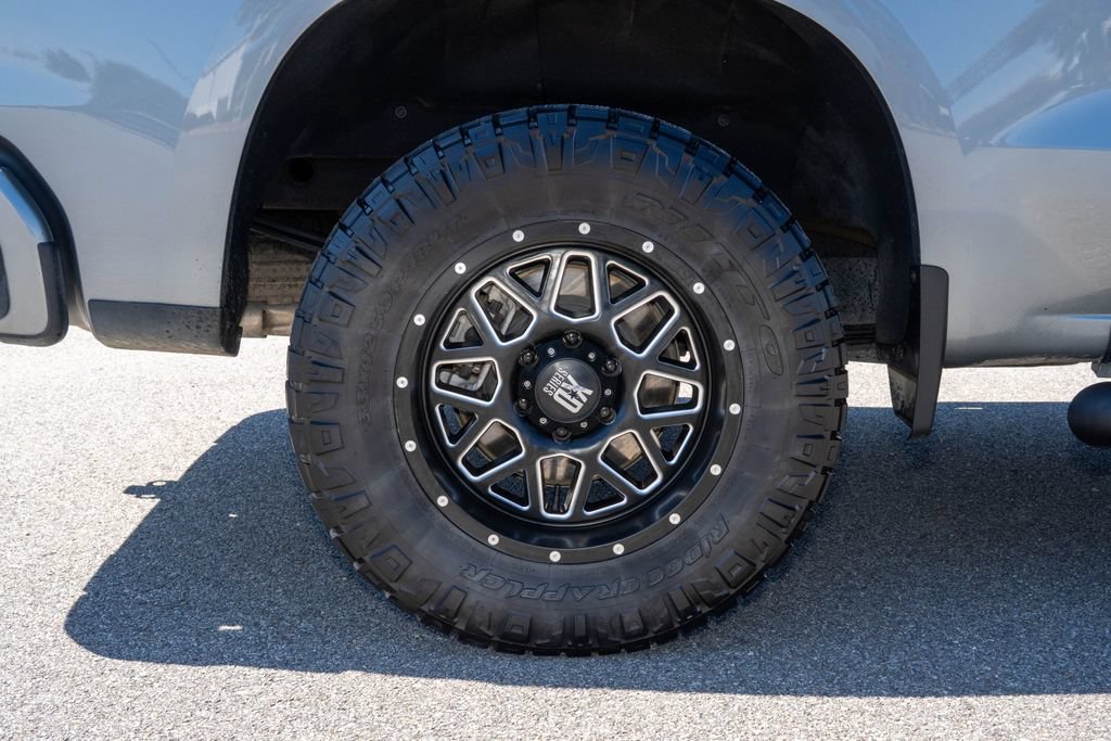 Used 2025 Chevrolet Silverado 1500 RST w/ Convenience Package II AWD/4WD image 32