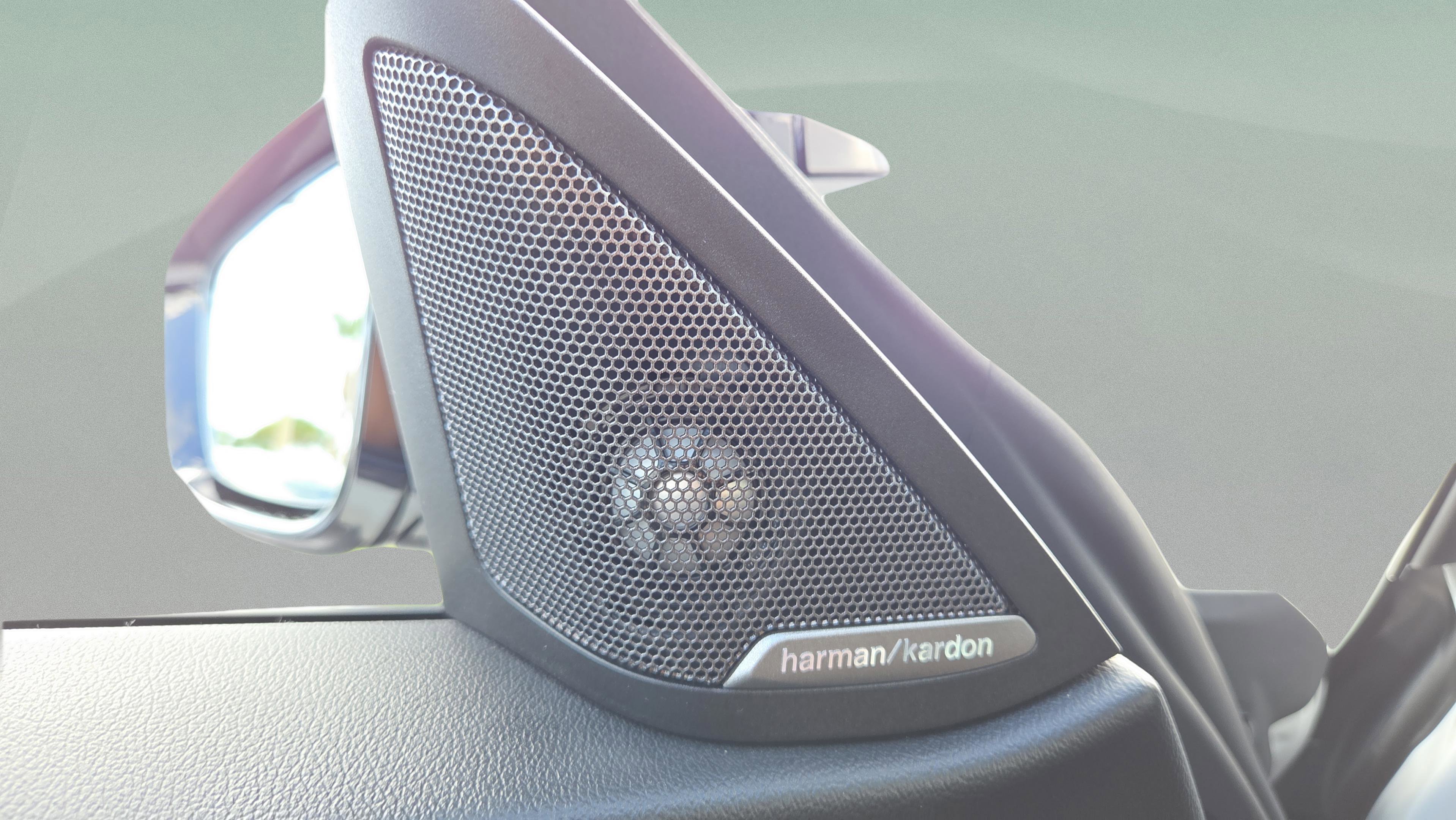 Certified 2025 BMW 440i xDrive w/ Premium Package image 39