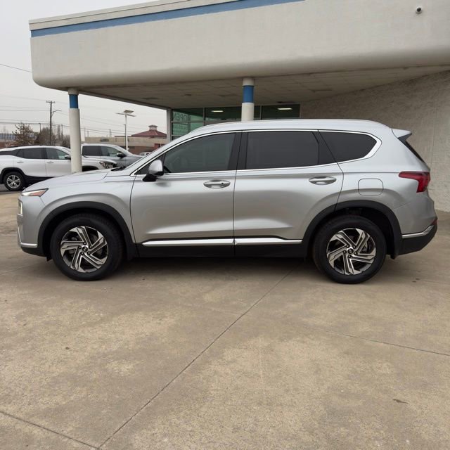 Used 2022 Hyundai Santa Fe SEL image 2