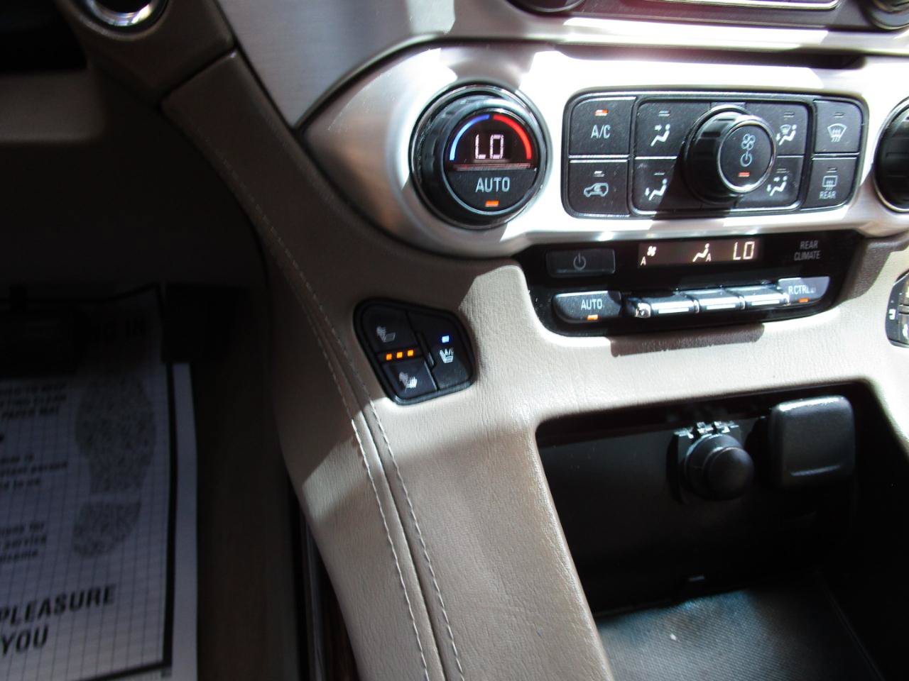 Used 2016 GMC Yukon SLT w/ HD Trailering Package RWD image 15