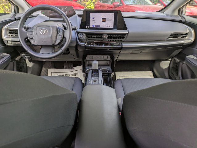 Used 2025 Toyota Prius LE image 18