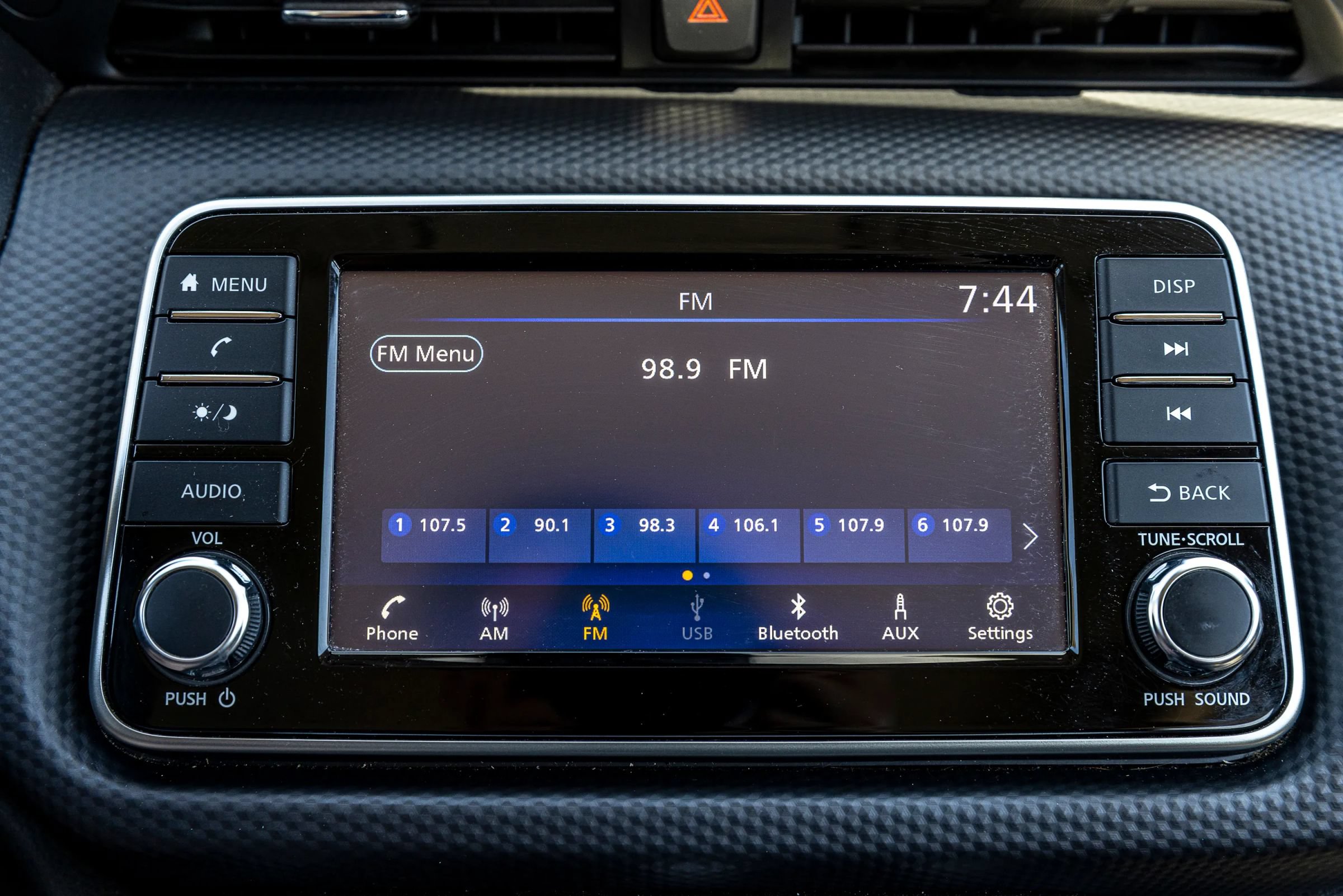 Used 2023 Nissan Kicks S FWD image 18
