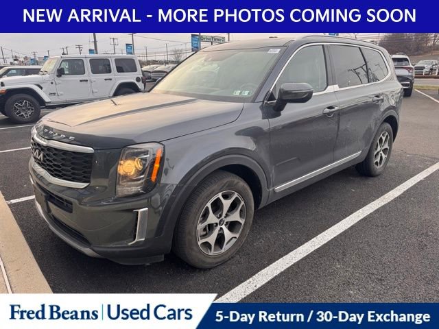Used 2022 Kia Telluride EX video 3