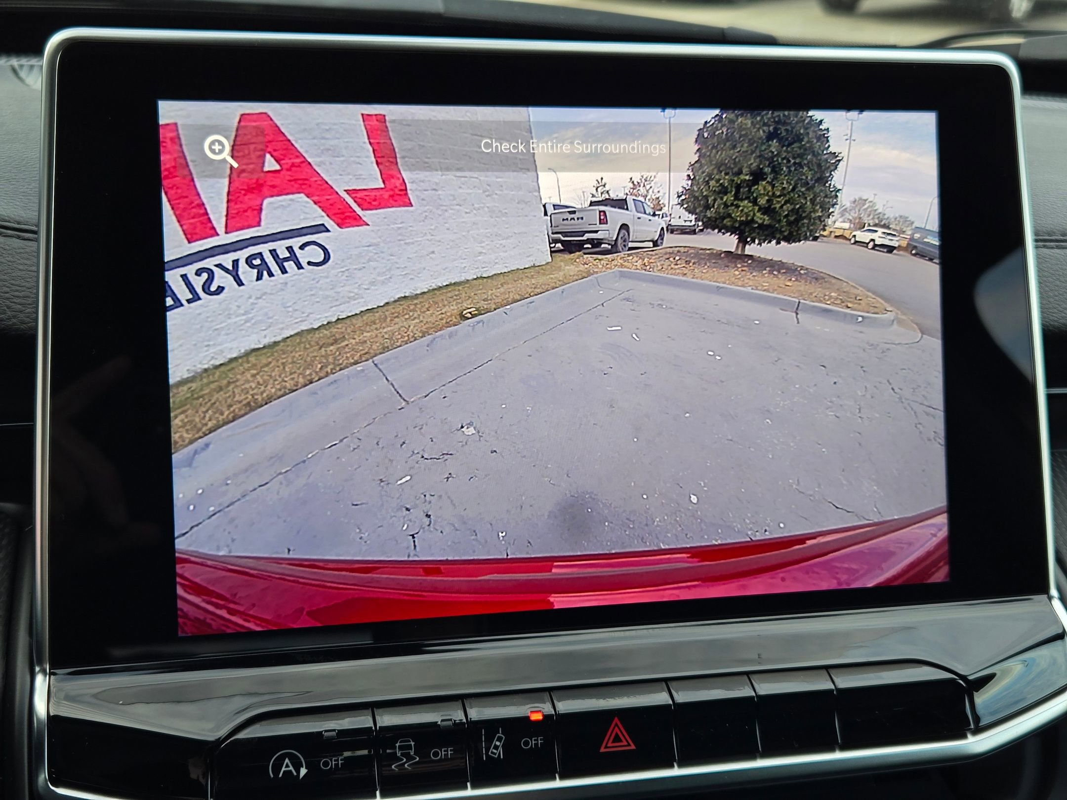 New 2026 Jeep Compass Latitude image 28