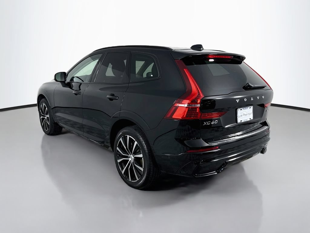 Used 2024 Volvo XC60 B5 Plus w/ Protection Package Premier AWD/4WD image 3
