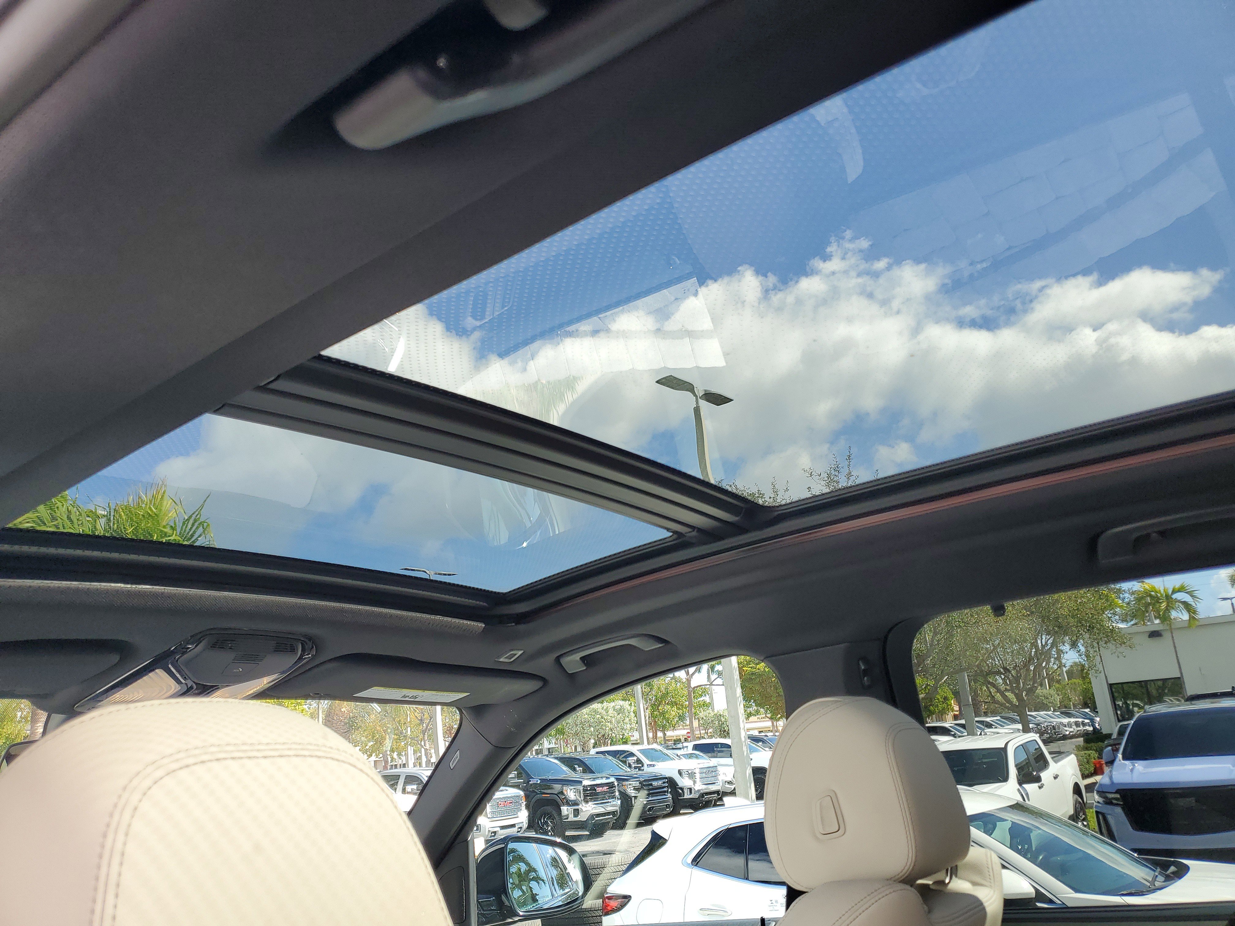 Used 2022 BMW X5 sDrive40i w/ M Sport Package image 15