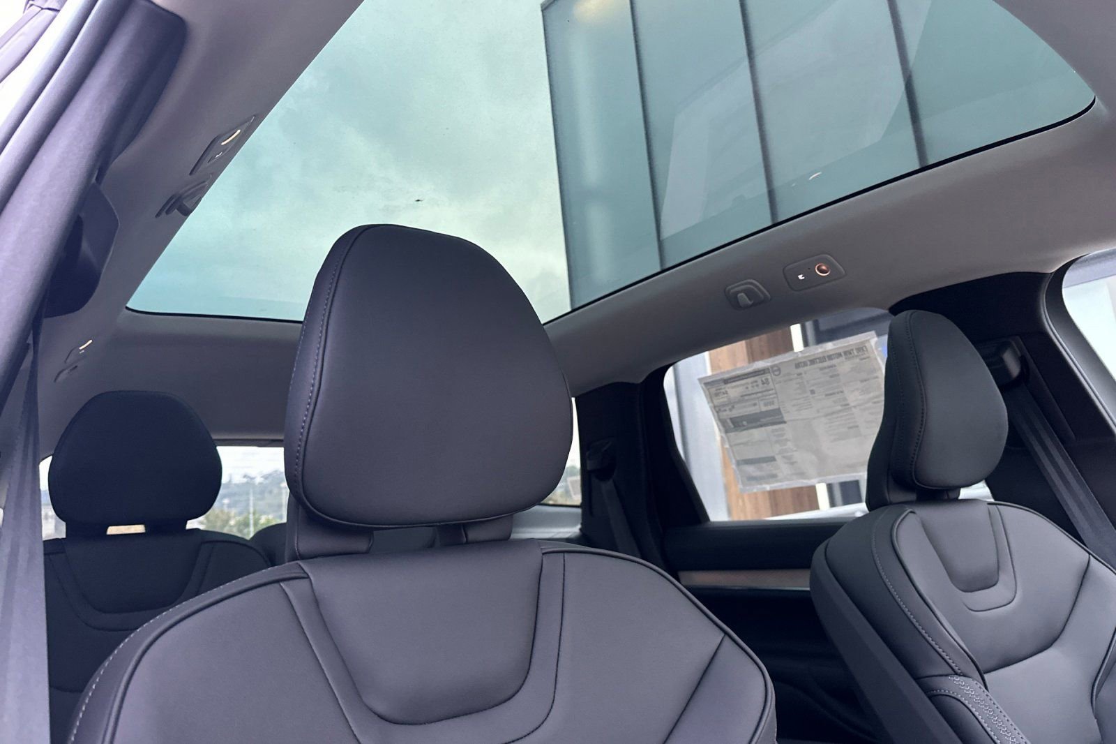 New 2025 Volvo EX90 Ultra AWD/4WD image 20