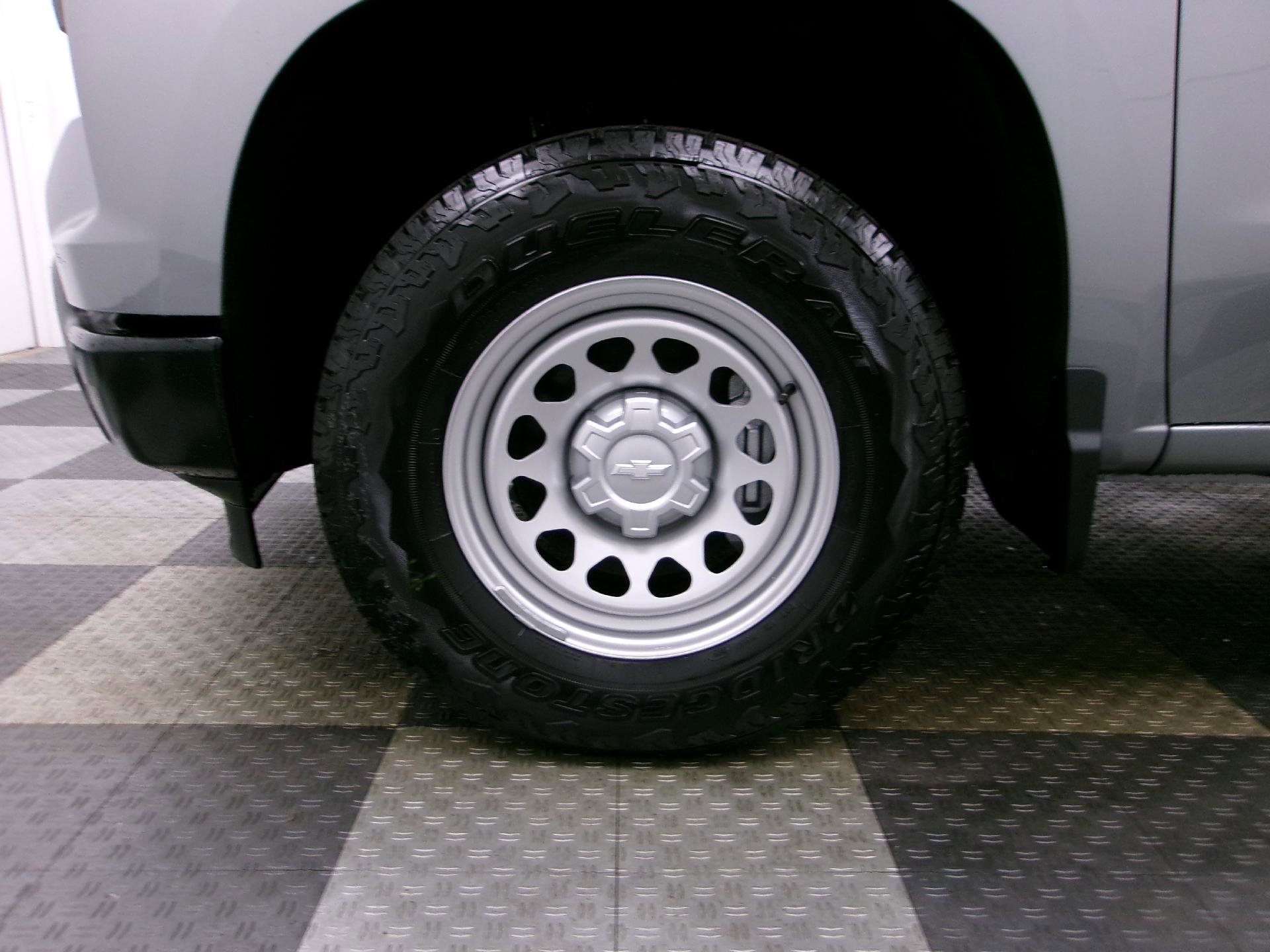 New 2026 Chevrolet Silverado 1500 W/T w/ WT Value Package image 15