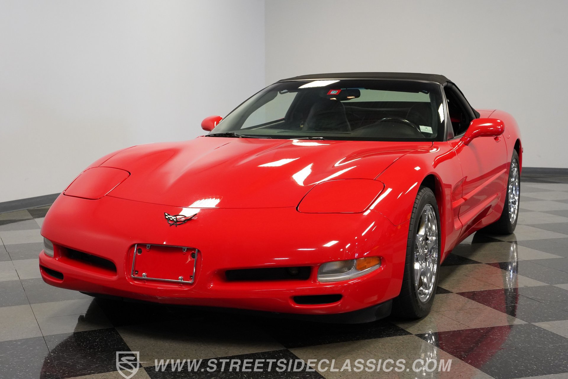 Used 1999 Chevrolet Corvette Convertible w/ Memory Pkg RWD image 19