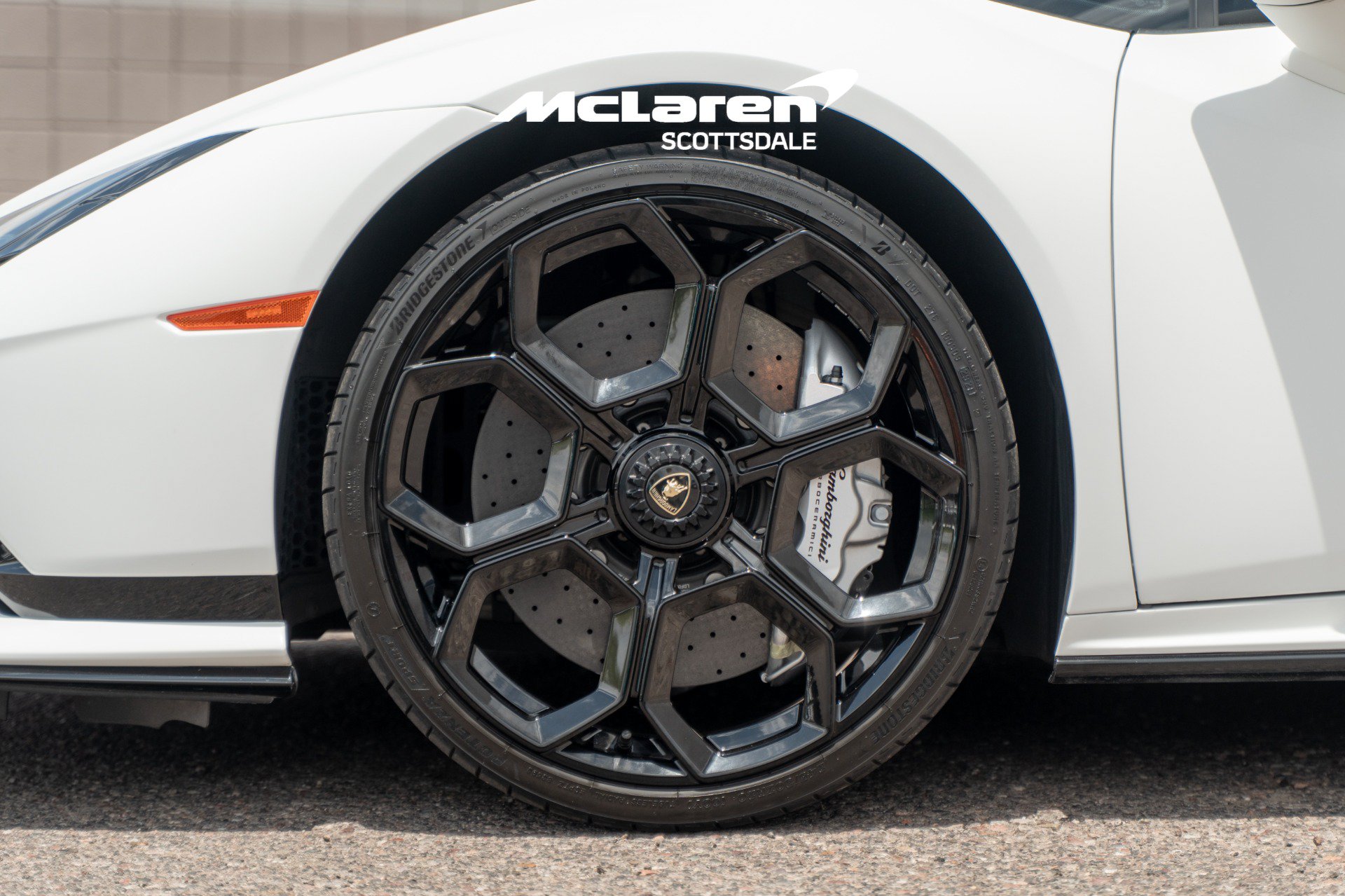 Used 2024 Lamborghini Huracan Tecnica RWD image 32