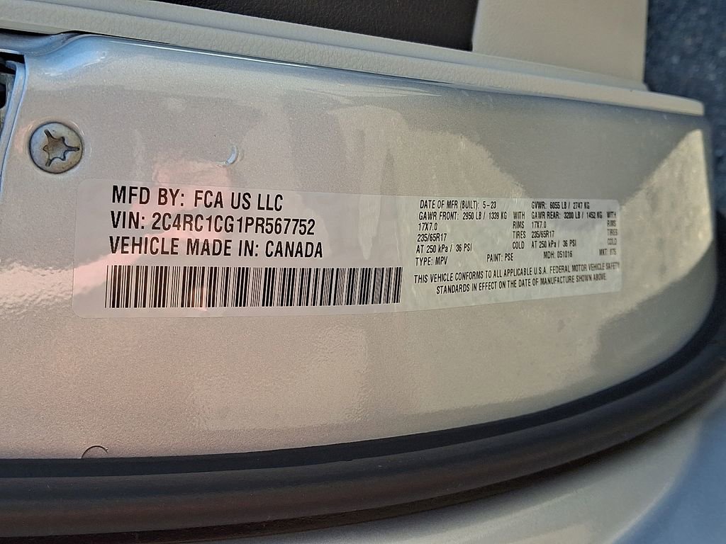 Used 2023 Chrysler Voyager LX FWD image 28