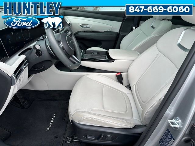 Used 2025 Hyundai Tucson Limited AWD/4WD image 19