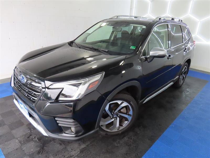 Used 2022 Subaru Forester Touring image 4