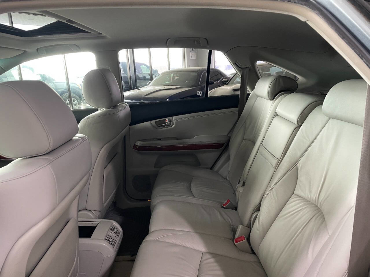 Used 2004 Lexus RX 330 AWD image 18