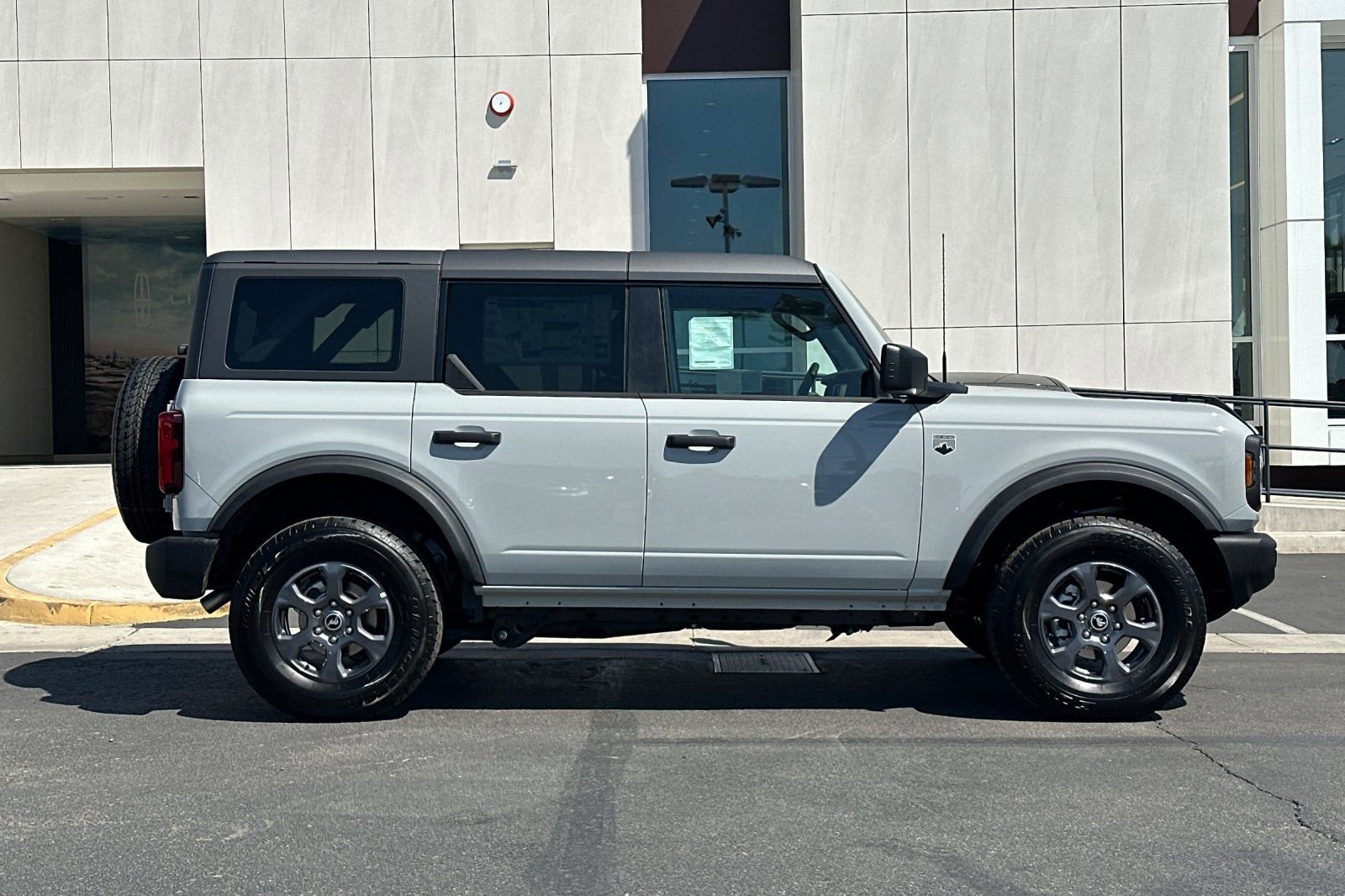 New 2026 Ford Bronco Big Bend image 2