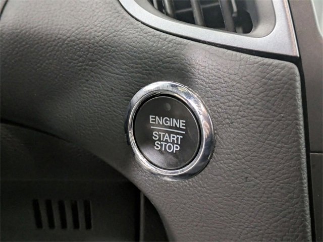 Used 2020 Ford Edge SE image 19