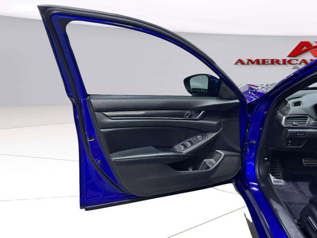 Used 2018 Honda Accord Sport image 9