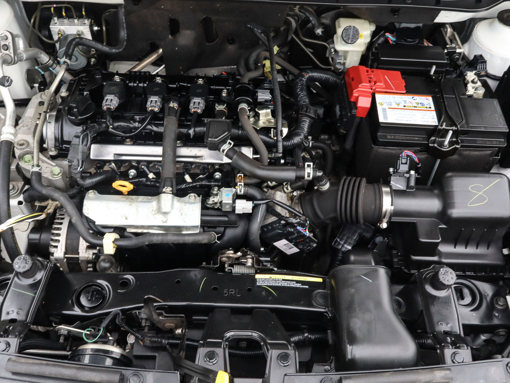Used 2022 Nissan Kicks S FWD image 17