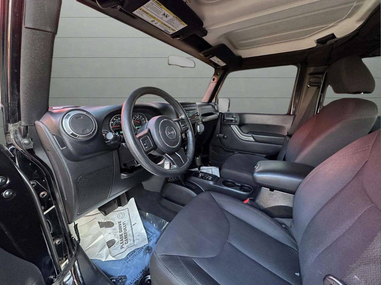 Used 2015 Jeep Wrangler Unlimited Sport AWD/4WD image 9