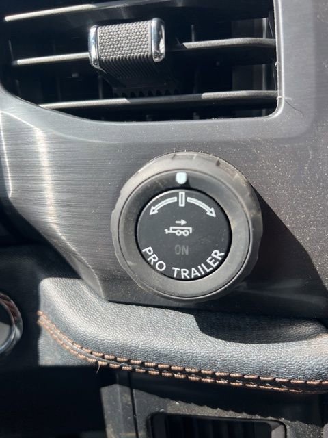 New 2025 Ford F150 Lightning Lariat image 25