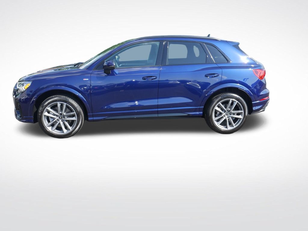 Certified 2023 Audi Q3 2.0T Premium Plus w/ Premium Plus Package AWD/4WD image 2