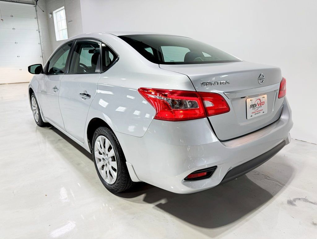 Used 2018 Nissan Sentra S image 5