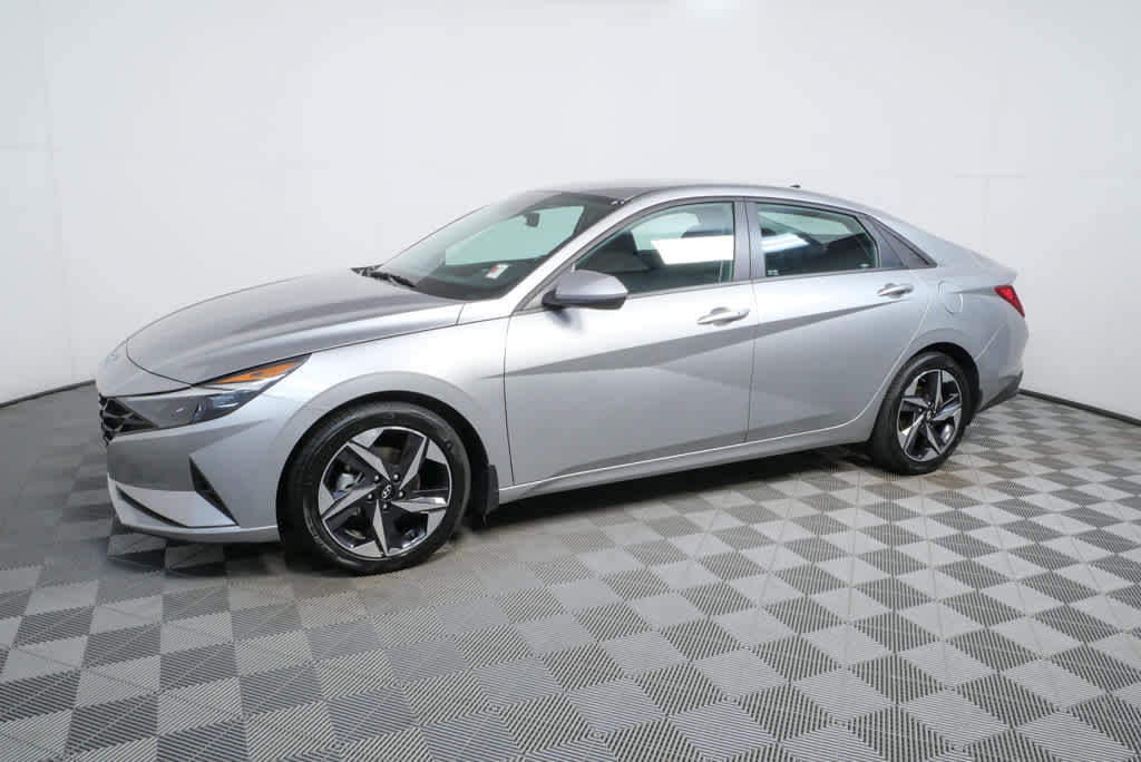 Certified 2023 Hyundai Elantra SEL w/ Convenience Package image 24