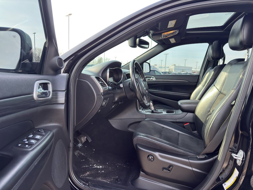 Used 2019 Jeep Grand Cherokee Altitude image 11