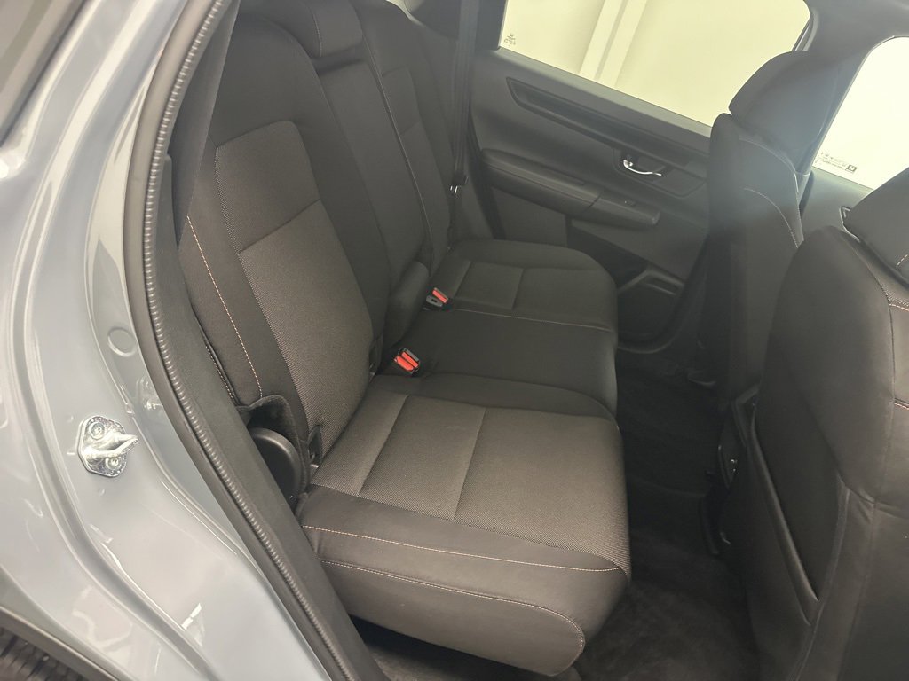 Used 2025 Honda CR-V Sport image 11