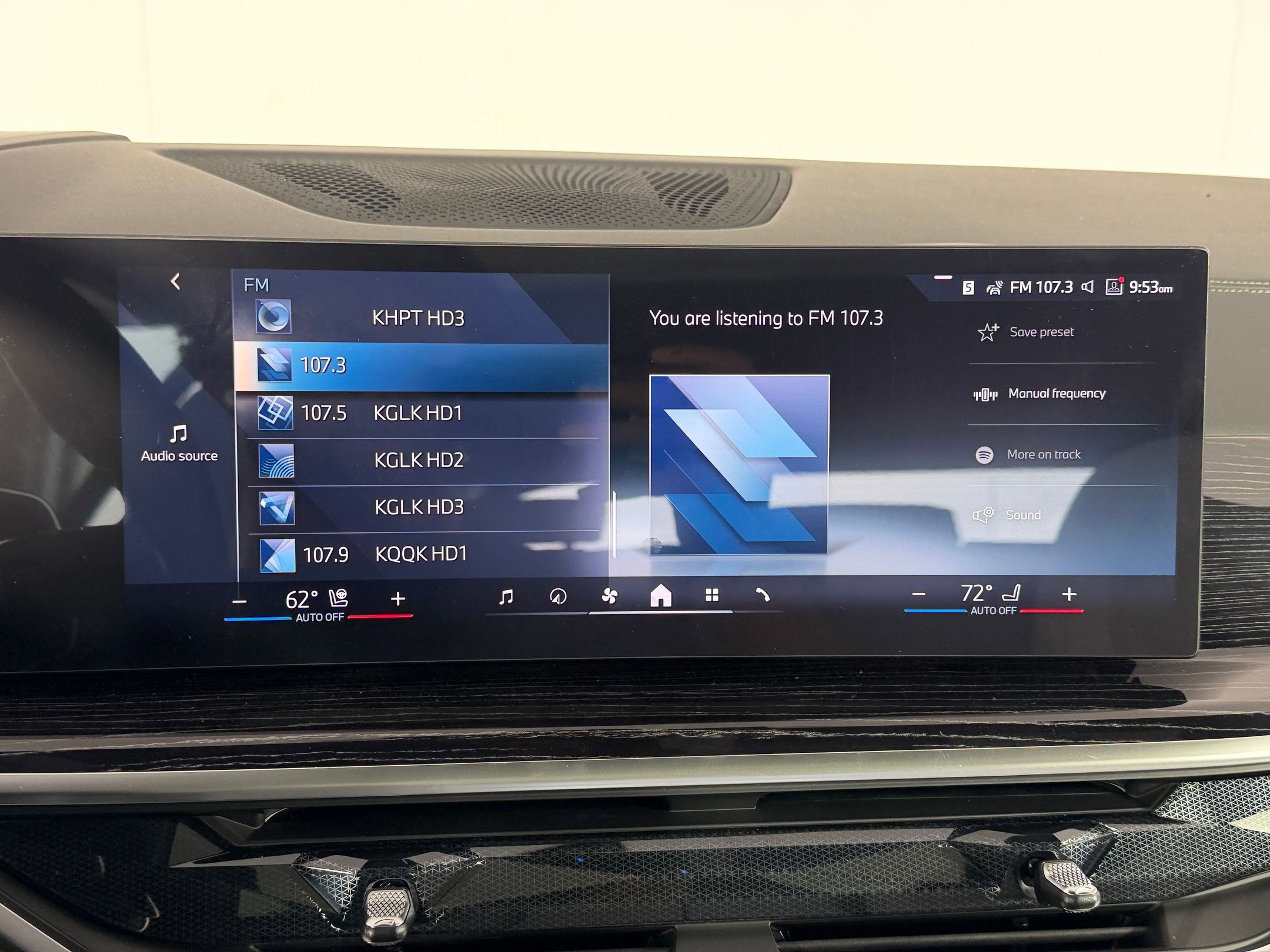 New 2026 BMW X5 xDrive50e w/ Executive Package image 25