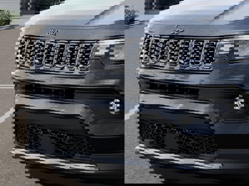 New 2026 Jeep Compass Latitude image 37