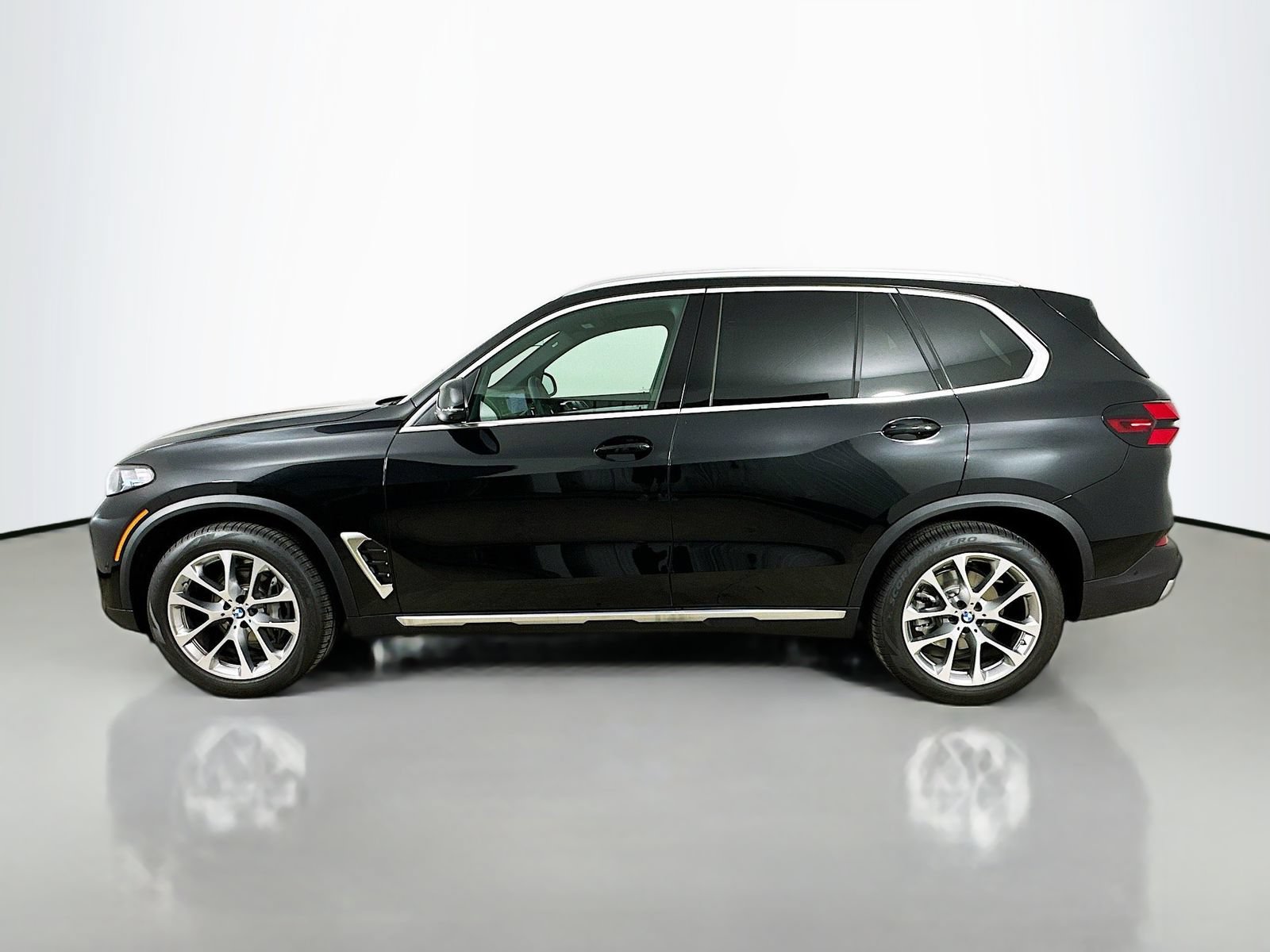 New 2026 BMW X5 xDrive40i AWD/4WD image 8