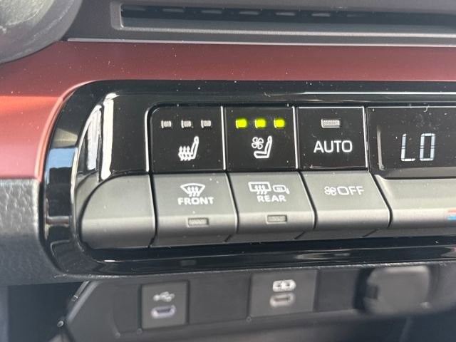 Used 2026 Toyota Prius Plug-In Hybrid image 22