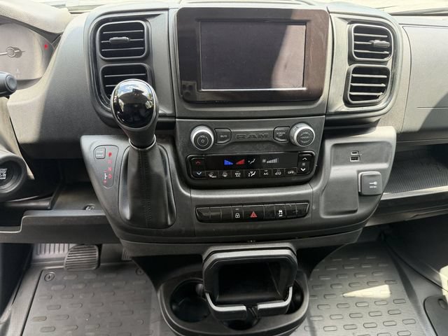 Used 2025 RAM ProMaster 2500 w/ Convenience Group FWD image 16