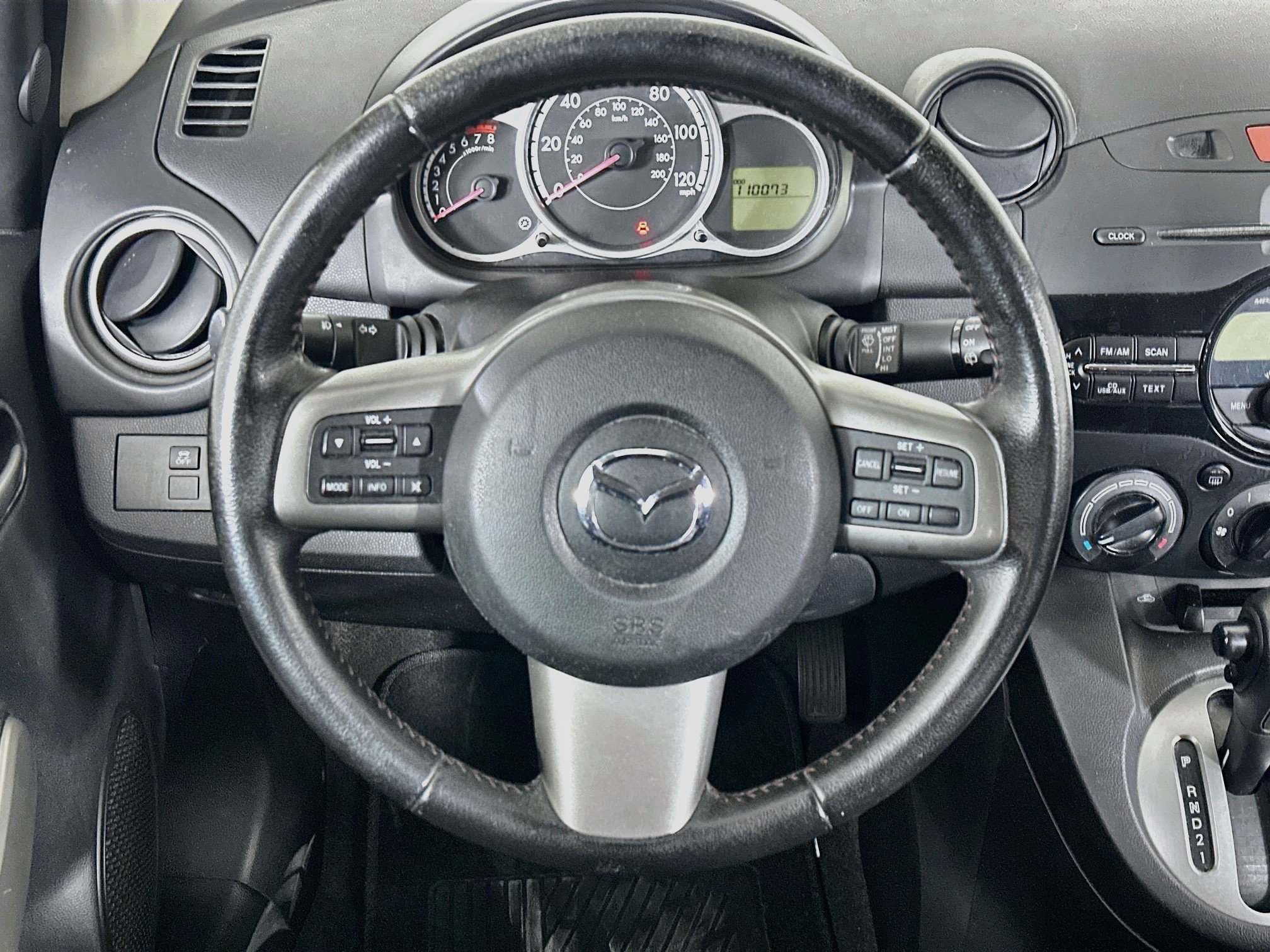 Used 2014 MAZDA MAZDA2 Touring FWD image 18