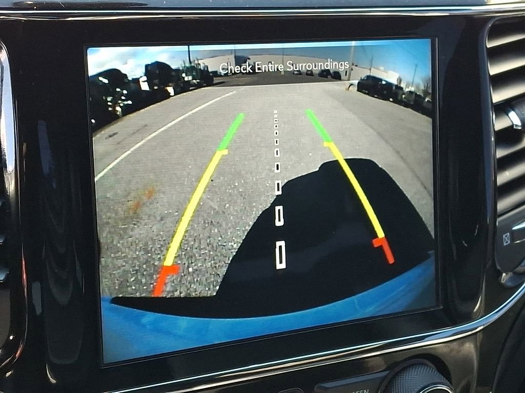Used 2020 Jeep Grand Cherokee Altitude image 22
