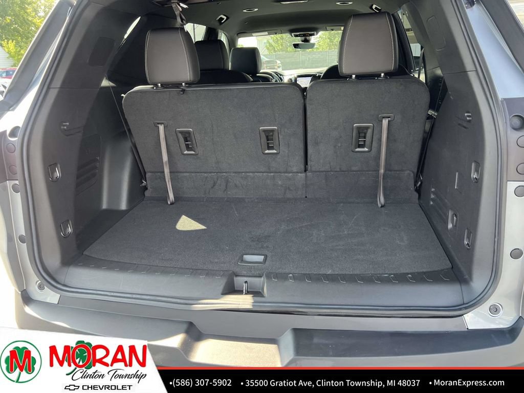 Certified 2023 Chevrolet Traverse LT w/ LT Premium Package AWD/4WD image 12