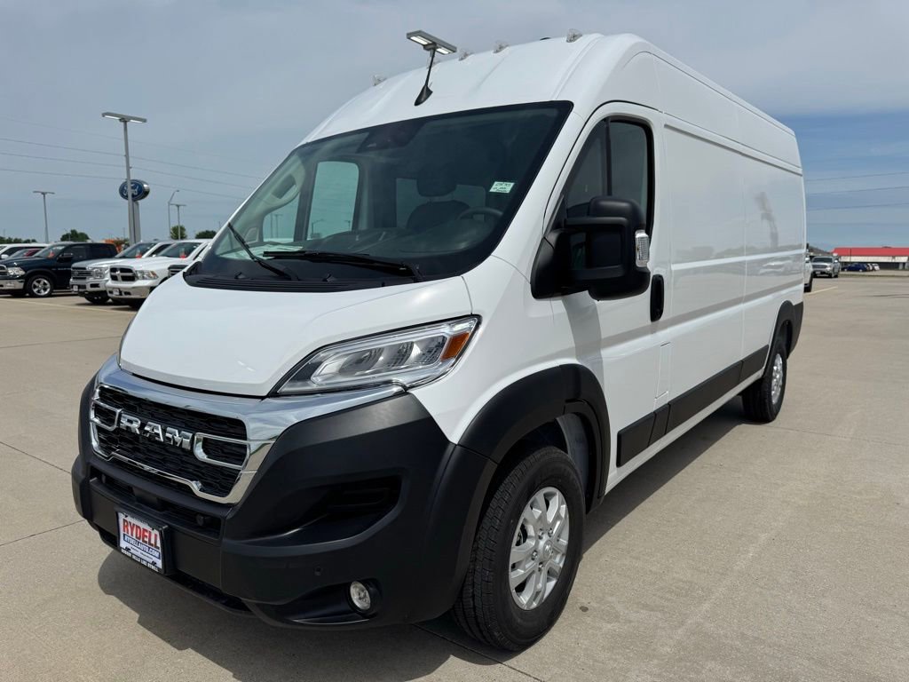 New 2025 RAM ProMaster 3500 w/ Quick Order Package 22G SLT image 15