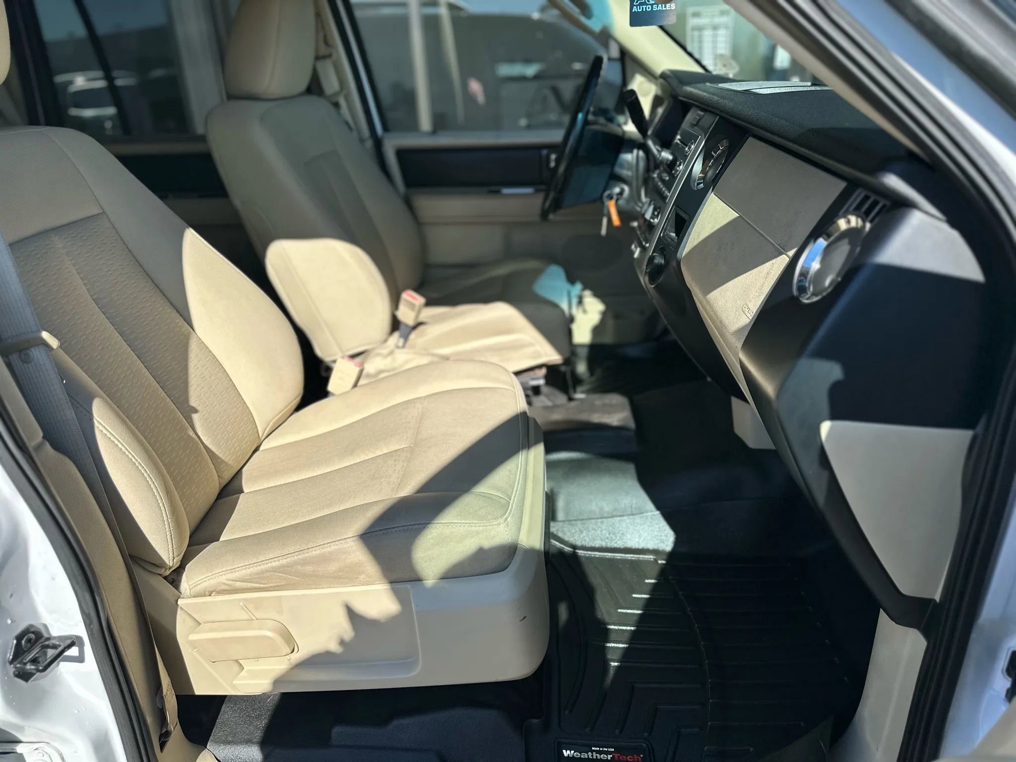 Used 2015 Ford Expedition XL image 20