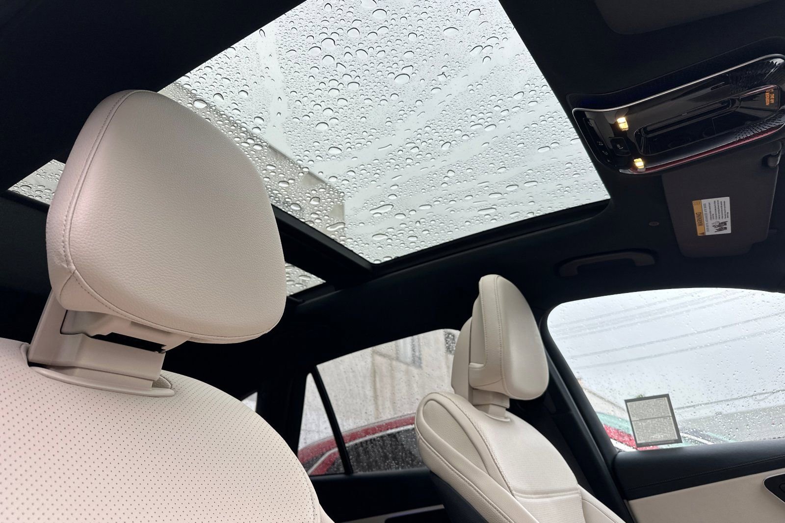 Used 2024 Mercedes-Benz GLC 300 image 17