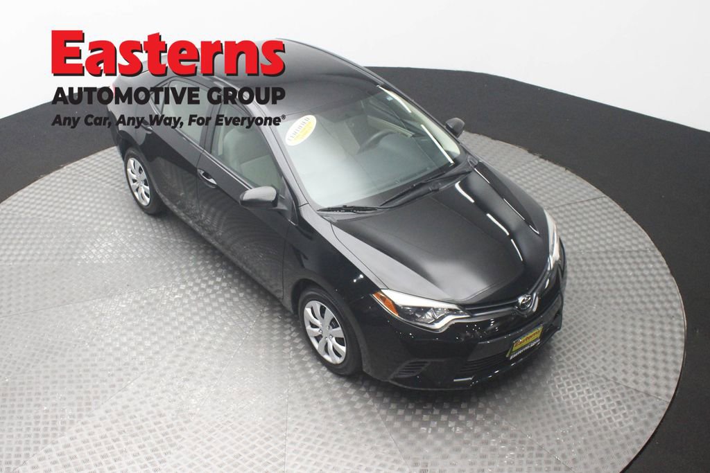 Used 2016 Toyota Corolla LE FWD image 3