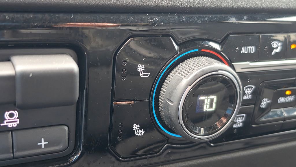 Used 2024 Chevrolet Silverado 1500 LT w/ Protection Package AWD/4WD image 48