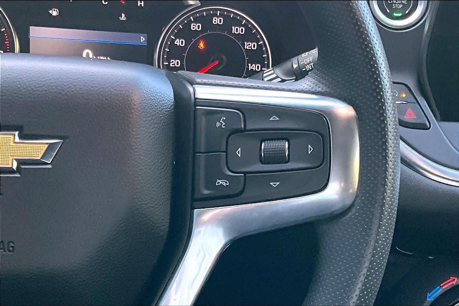 Used 2023 Chevrolet Blazer LT w/ Midnight/Sport Edition FWD image 25