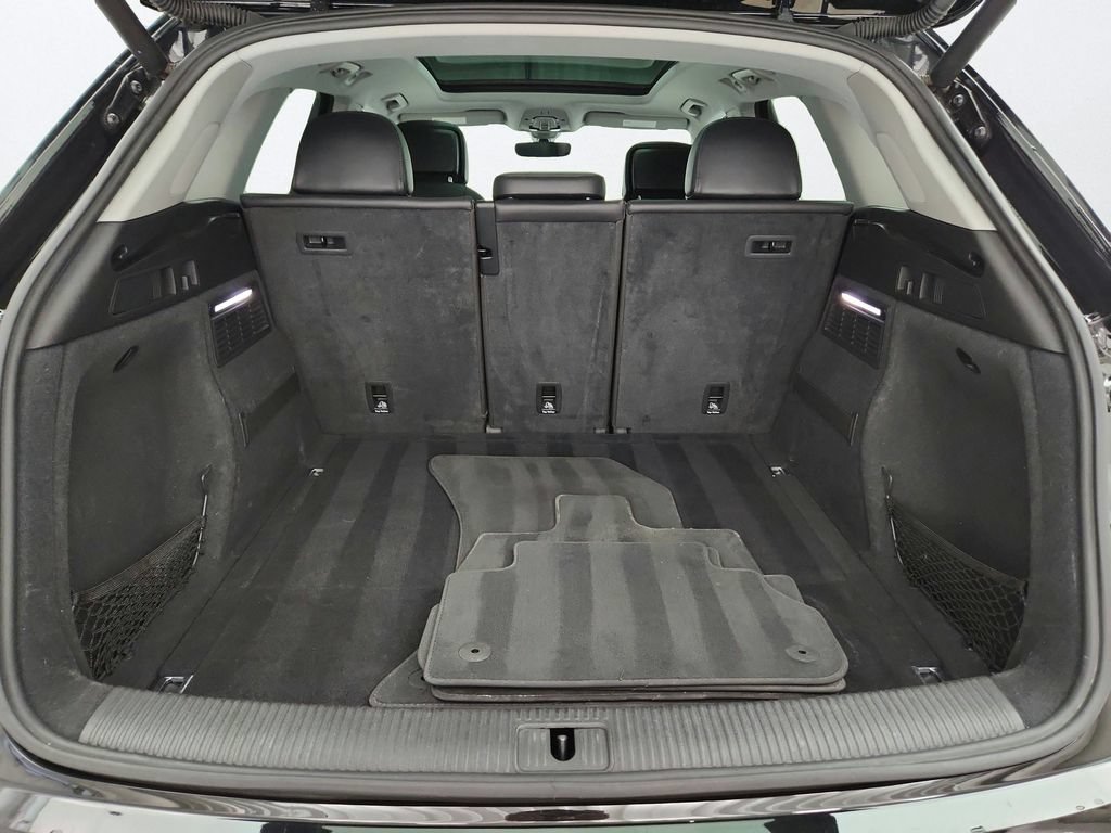 Used 2018 Audi Q5 2.0T Premium Plus w/ Premium Plus Package AWD/4WD image 34