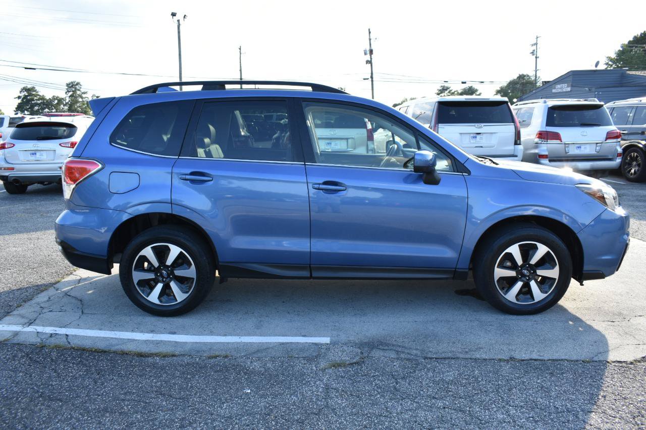 Used 2018 Subaru Forester 2.5i Limited AWD/4WD image 5