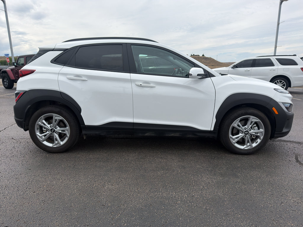 Used 2023 Hyundai Kona SEL AWD/4WD image 4