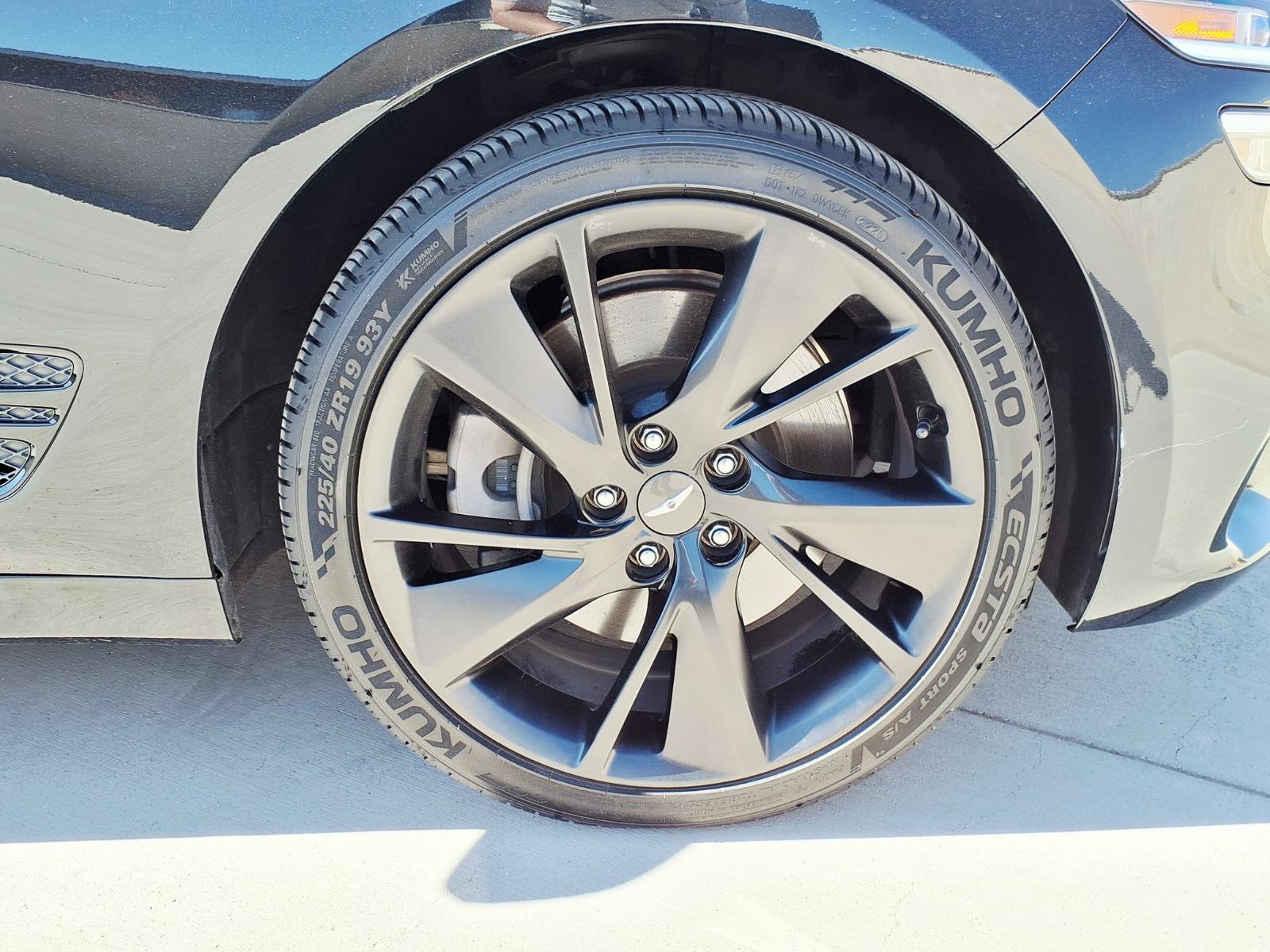 Certified 2023 Genesis G70 3.3T w/ Sport Advanced Package AWD/4WD image 8
